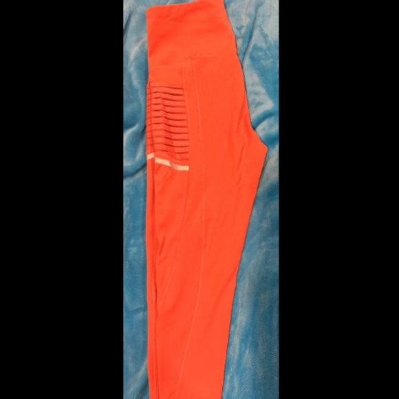 Better Sports Performance Athletic Capri with Side Pockets - L Orange - Picture 3 of 3